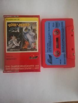 Tom & Jerry Lustige Abenteuer mit Aladin`s Wunderlampe und als Schlossgespenster Rot mit Blauen Druck 495001 Maritim